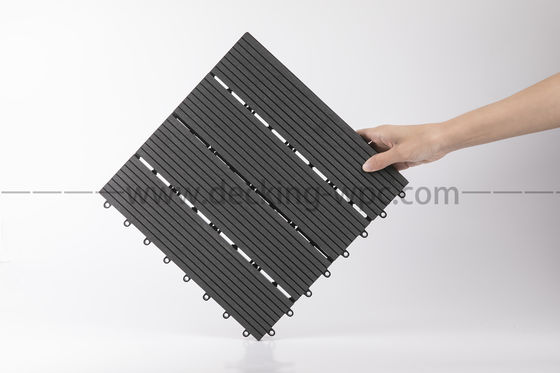 300x300x22/25mm의 겹쳐진 목판 타일로 호텔의 야외 공간을 변화시키세요