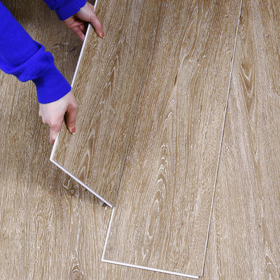 4mm 대리석 딱딱한 코어 하이브리드 바닥 SPC 클릭 바닥 방수 및 100% 처녀 PVC