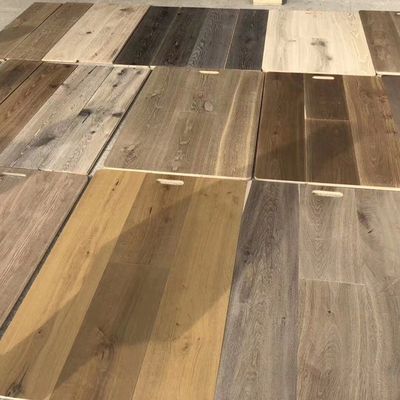 위축 된 넓은 판판 Walnut Oak 엔지니어링 바닥 3 층 침실 나무 바닥
