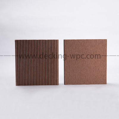 광범위하게 사용 장점 야외 WPC 보드 데크 바닥 테라스를 위해 창문 verandas와 patio
