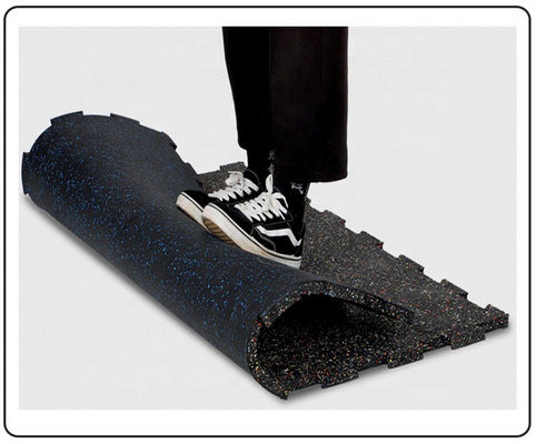 체육관 바닥 매트를 85% SBR Granules 15%EPDM Granules와 다양한 두께로 사용자 정의하십시오.